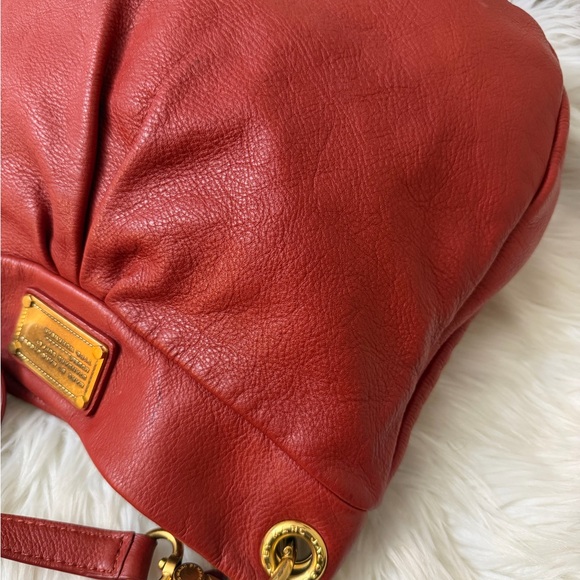 Marc by Marc Jacobs Red Leather Classic Q Hillier Hobo - Picture 9 of 13